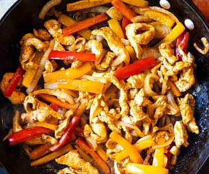 Creamy Chicken Fajita Pasta