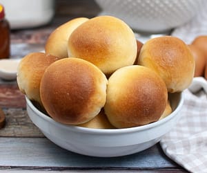 Homemade Dinner Rolls